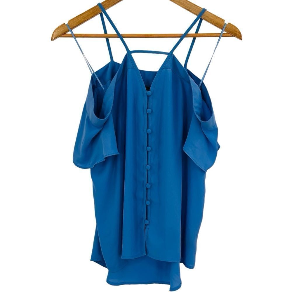 Express periwinkle blue cold shoulder button front blouse size xsmall